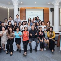 Dr. Lothar Rieth and Ms. Chau Bui (Pro NGO! e.V.) – co-trainers of the training for local CSOs in Ha Noi (Vietnam) on 12 & 13 April 2022 – Win-Win for Vietnam project