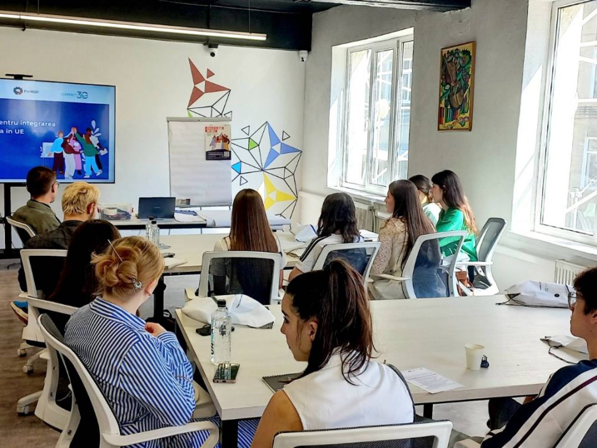 Preparing Young People for EU Integration